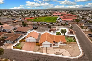 632 Lilac Ln, Bullhead City, AZ 86442 - Photo 3