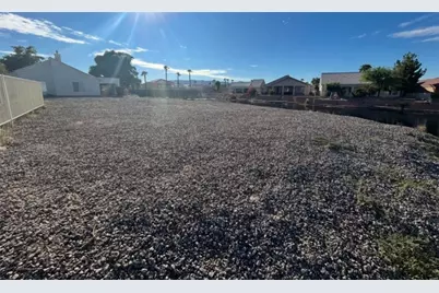 10735 S Tranquil Bay, Mohave Valley, AZ 86440 - Photo 9