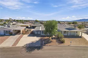 814 Turney Dr, Bullhead City, AZ 86442 - Photo 1
