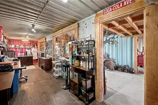 64555 N Peaceful Hill Rd, Seligman, AZ 86337 - Photo 51