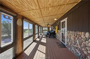 64555 N Peaceful Hill Rd, Seligman, AZ 86337 - Photo 9