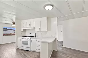 624 Roadrunner Dr, Bullhead City, AZ 86442 - Photo 13