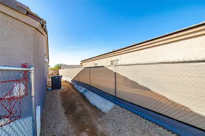 399 S Mormon Flat Road, Golden Valley, AZ 86413 - Photo 39