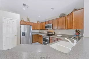 2043 E Pescador Dr, Mohave Valley, AZ 86440 - Photo 11