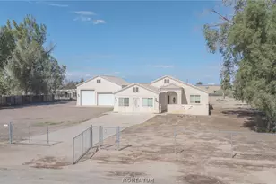 2043 E Pescador Dr, Mohave Valley, AZ 86440 - Photo 37