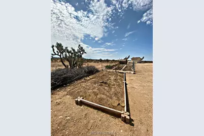 21038 S Cheyenne Road, Yucca, AZ 86438 - Photo 71