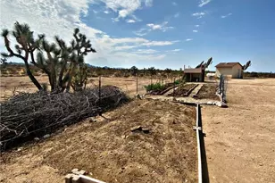 21038 S Cheyenne Rd, Yucca, AZ 86438 - Photo 71