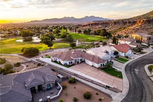 625 Country Club Dr, Kingman, AZ 86401 - Photo 1