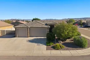 4197 E Trail Ride Rd, Kingman, AZ 86401 - Photo 1