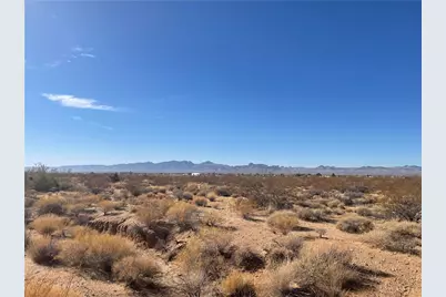 3955 N Aguila Road, Golden Valley, AZ 86413 - Photo 5