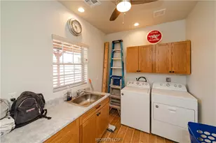 3465 W McConnico Rd Rd, Golden Valley, AZ 86413 - Photo 37