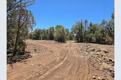 30901 W Ancient Way, Seligman, AZ 86337 - Photo 27