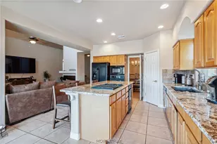 1825 E Shore Villas Dr, Bullhead City, AZ 86442 - Photo 11