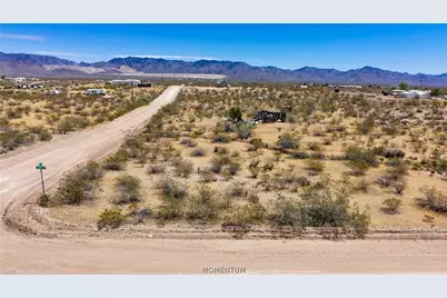 308-29-180S W Joseph, Golden Valley, AZ 86413 - Photo 3