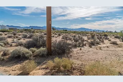 306-04-042A N Santa Cruz, Golden Valley, AZ 86413 - Photo 19