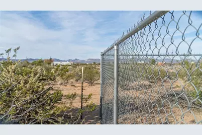 306-04-042A N Santa Cruz, Golden Valley, AZ 86413 - Photo 31