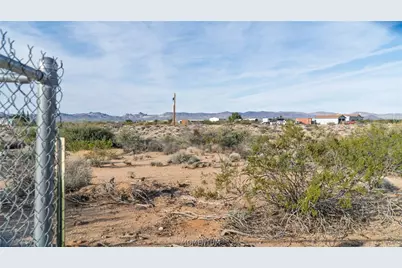 306-04-042A N Santa Cruz, Golden Valley, AZ 86413 - Photo 25