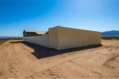 6058 Macayo Drive, Golden Valley, AZ 86413 - Photo 31