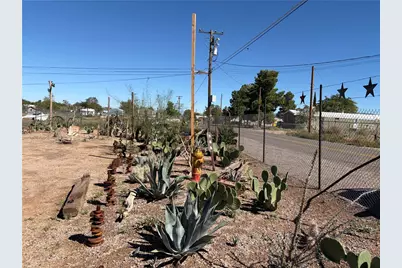 4009 E Shaeffer Avenue, Kingman, AZ 86409 - Photo 3
