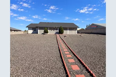 2747 Diamond Spur Street, Kingman, AZ 86401 - Photo 7