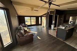 18756 Rose Dr, Dolan Springs, AZ 86441 - Photo 25
