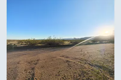 5883 Macayo Drive, Golden Valley, AZ 86413 - Photo 9