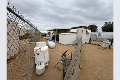 4289 Hwy 68 #3, Golden Valley, AZ 86413 - Photo 13