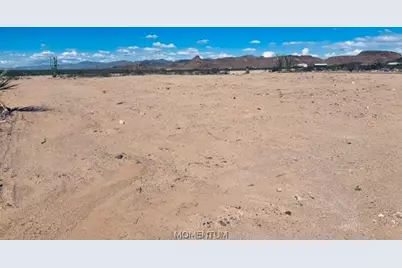 3916 W Aquarius Drive, Golden Valley, AZ 86413 - Photo 3