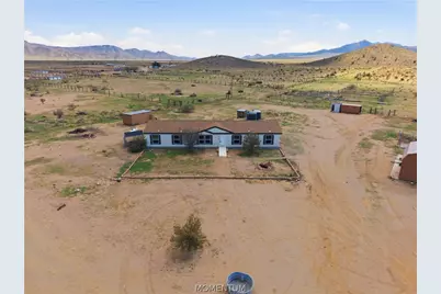8728 E Country Road, Kingman, AZ 86401 - Photo 35