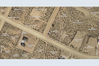 1015 E Meadview Boulevard, Meadview, AZ 86444 - Photo 1