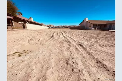 2908 Country Club Drive, Bullhead City, AZ 86442 - Photo 3