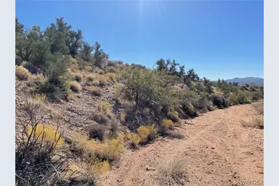 10 Acres S40, Kingman, AZ 86401 - Photo 1
