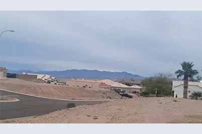 2561 North Ridge Avenue, Bullhead City, AZ 86429 - Photo 1