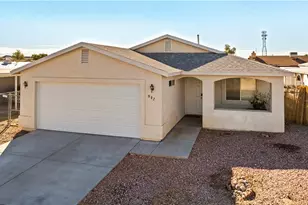 902 Glen Dr, Bullhead City, AZ 86442 - Photo 1