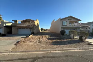 2826 Camino Del Rio, Bullhead City, AZ 86442 - Photo 1