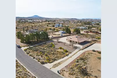 2037 Delaware Drive, Kingman, AZ 86401 - Photo 1