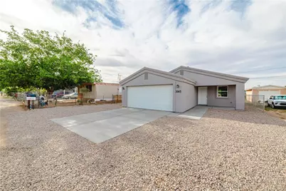 3065 E Suffock Avenue, Kingman, AZ 86409 - Photo 1