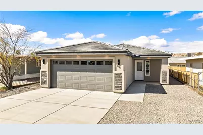 1943 W Robson Circle, Bullhead City, AZ 86442 - Photo 1