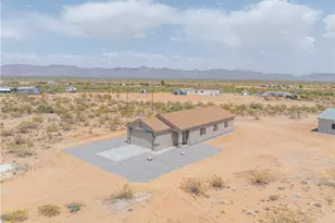 4602 Mormon Flats Rd, Golden Valley, AZ 86413 - Photo 1