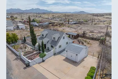 106 E Park Street, Kingman, AZ 86401 - Photo 1