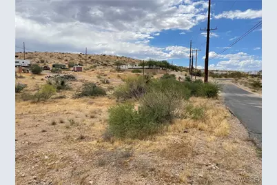 .32 E Golconda Avenue, Kingman, AZ 86401 - Photo 1