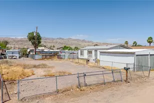 1815 Forest Dr, Bullhead City, AZ 86442 - Photo 1