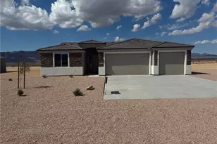 10643 S Black Mesa Dr, Yucca, AZ 86438 - Photo 1