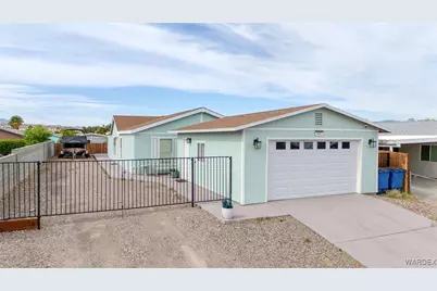 901 Glen Drive, Bullhead City, AZ 86442 - Photo 1