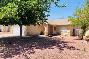 3295 N Eagle Rock Rd, Kingman, AZ 86401 - Photo 1