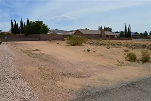 9608 N Pebble Dr, Kingman, AZ 86401 - Photo 1