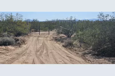 21 F-1 S Silverado Parkway West, Kingman, AZ 86401 - Photo 1