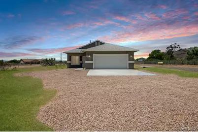 2705 W Shauna Drive, Golden Valley, AZ 86413 - Photo 1