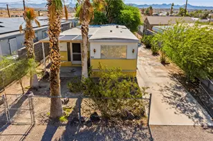 2258 W Riverview Cir, Bullhead City, AZ 86442 - Photo 1