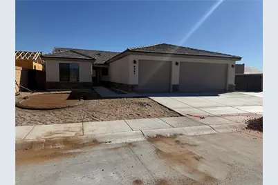 6092 S Carriage Avenue, Fort Mohave, AZ 86426 - Photo 1